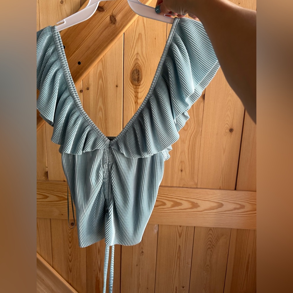 Zara Ruffled Blue Top 🍀🌸